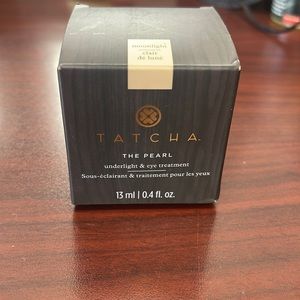 Tatcga The Pearl underlight and eye treatment.